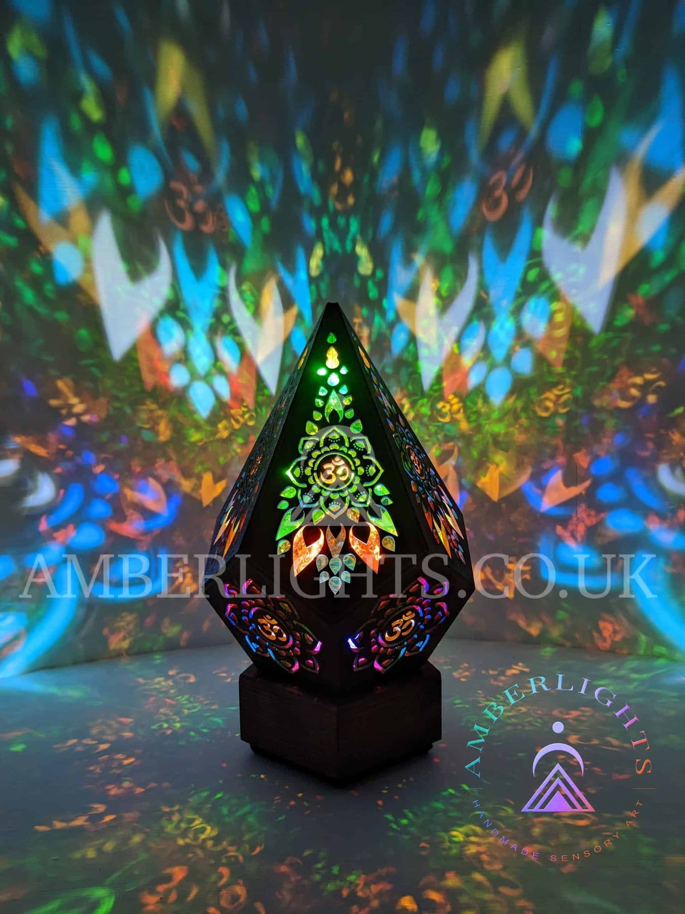 Aum Emerald sensory lamp