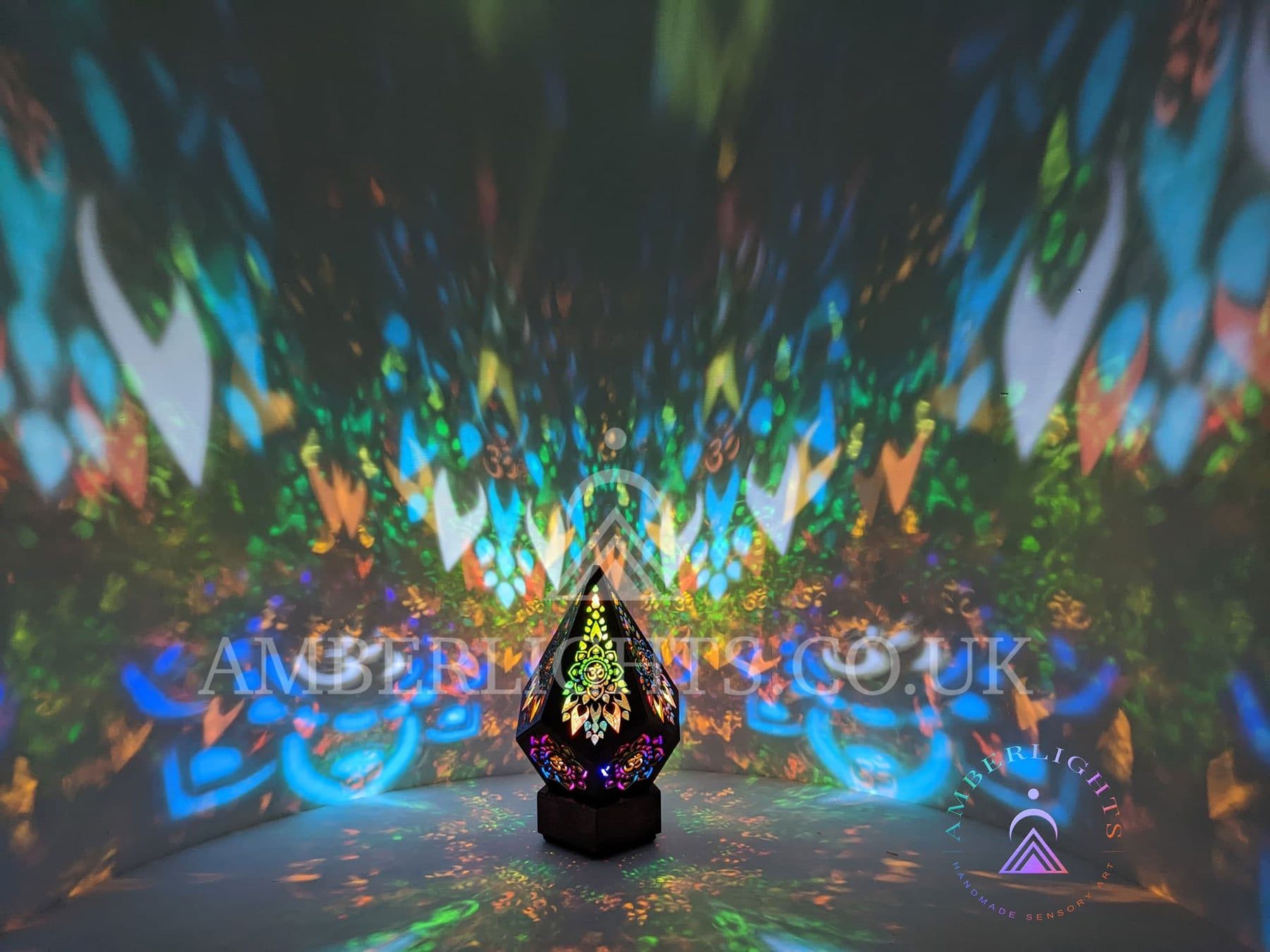 Aum Emerald sensory lamp, photo 3 of 4